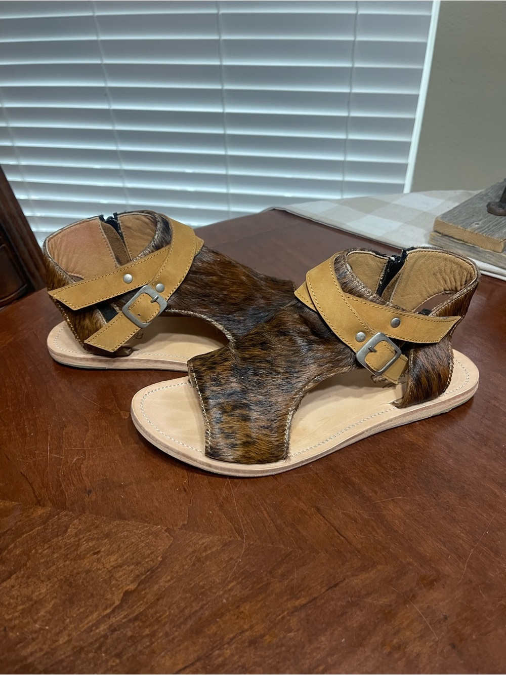 Agave Sky Amber Brown Cowhide gladiator Sandal